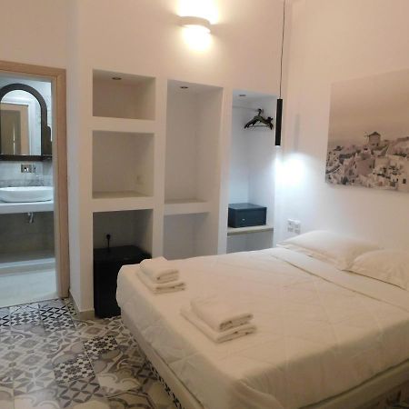 Fira Veronica Rooms Imerovígli Buitenkant foto