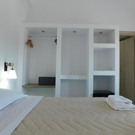 Fira Veronica Rooms Imerovígli Buitenkant foto