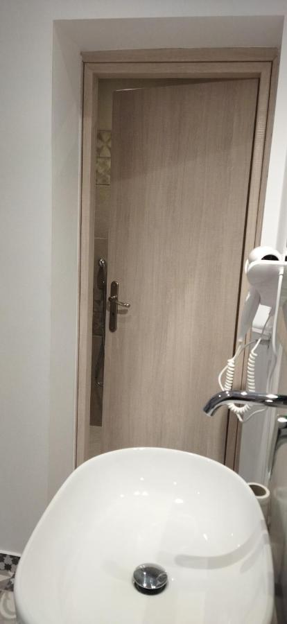 Fira Veronica Rooms Imerovígli Buitenkant foto